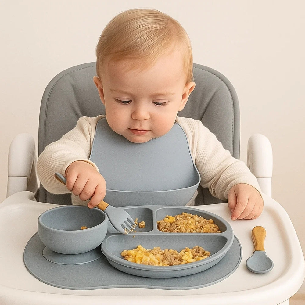 Set Pappa in Silicone 5 Pezzi con Base Antiscivolo